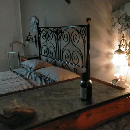B&B I Due Angeli Quadrelle Buitenkant foto
